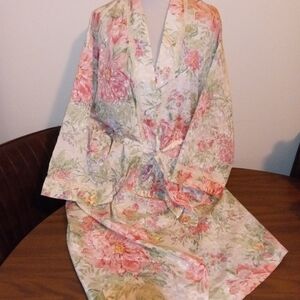 Floral Kimono Robe‎